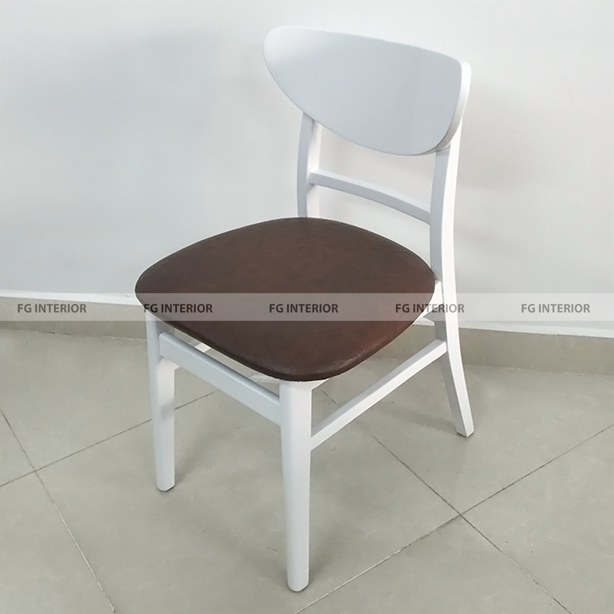 Ghế gỗ cafe đệm UMA2